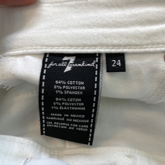 7 FOR ALL MANKIND Roxanne Mid-Rise Frayed Cigarette Jeans in White - Picture 7 of 7